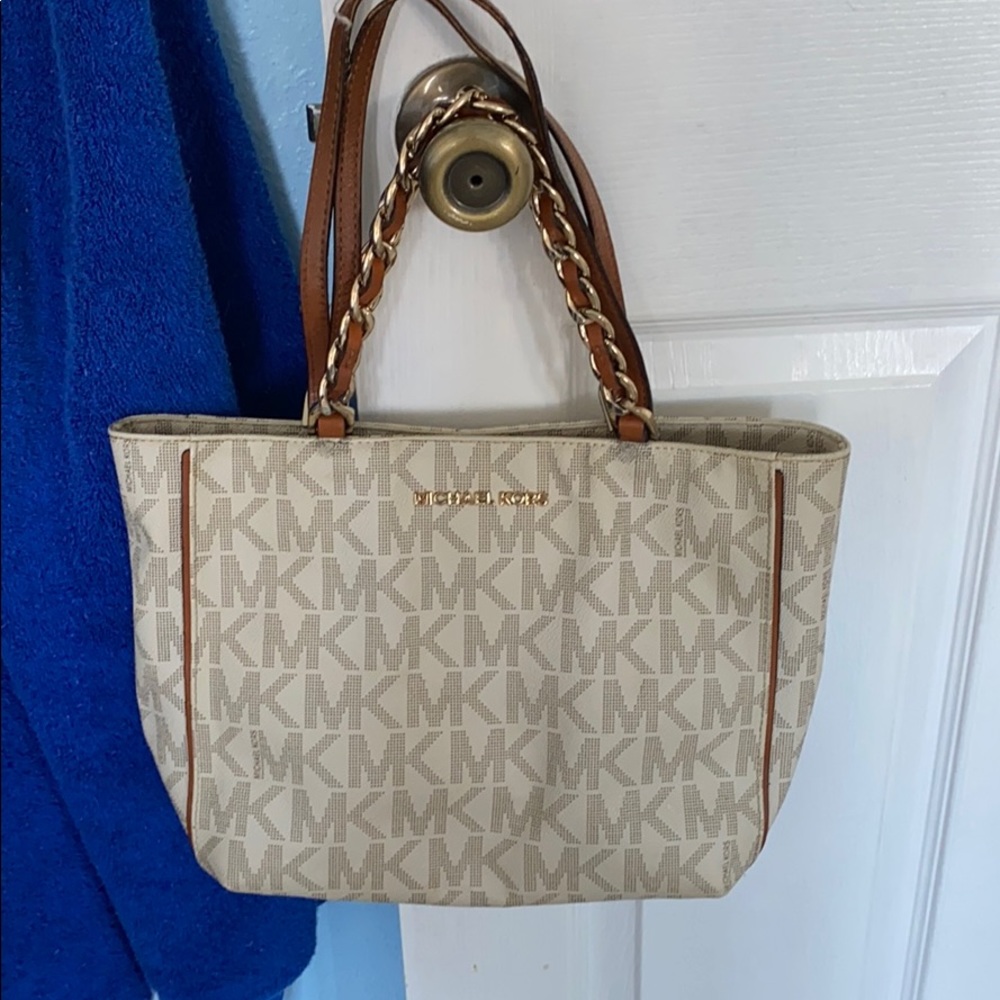 Michael Kors Purse - Picture 2 of 3